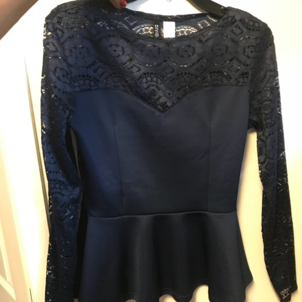 NWOT Dark blue peplum top